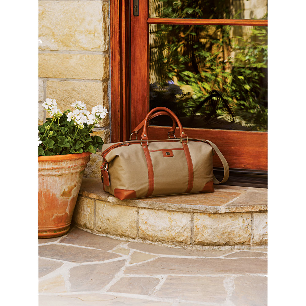 Personalized Cutter & Buck Weekender Duffle Bags LE980080 DiscountMugs